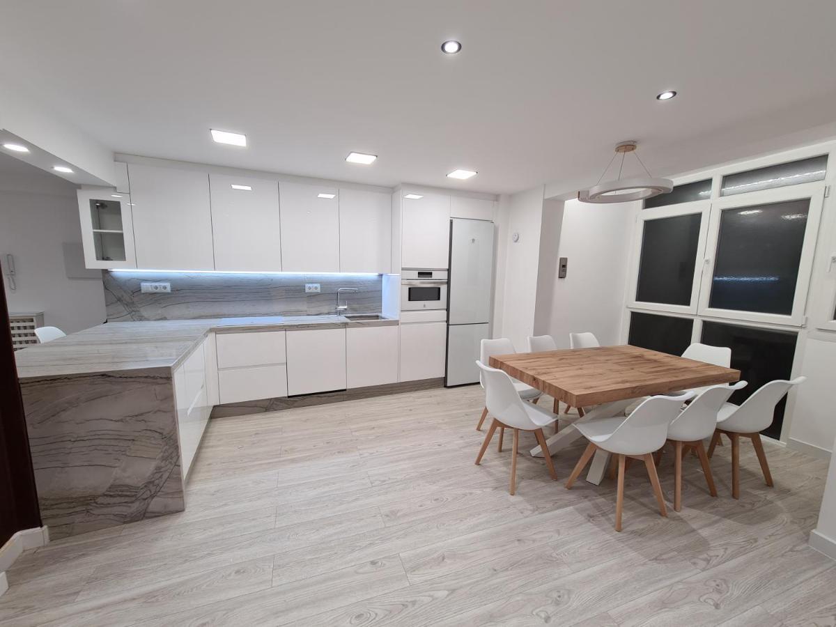 104A Apartamento a estrenar 11 Personas Centro Gijón Exterior foto